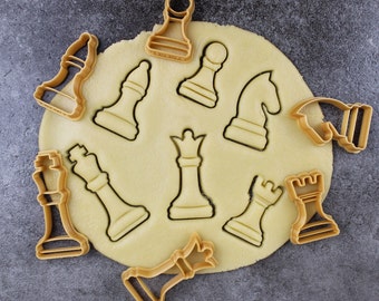 Chess-themed cookie cutters: complete set