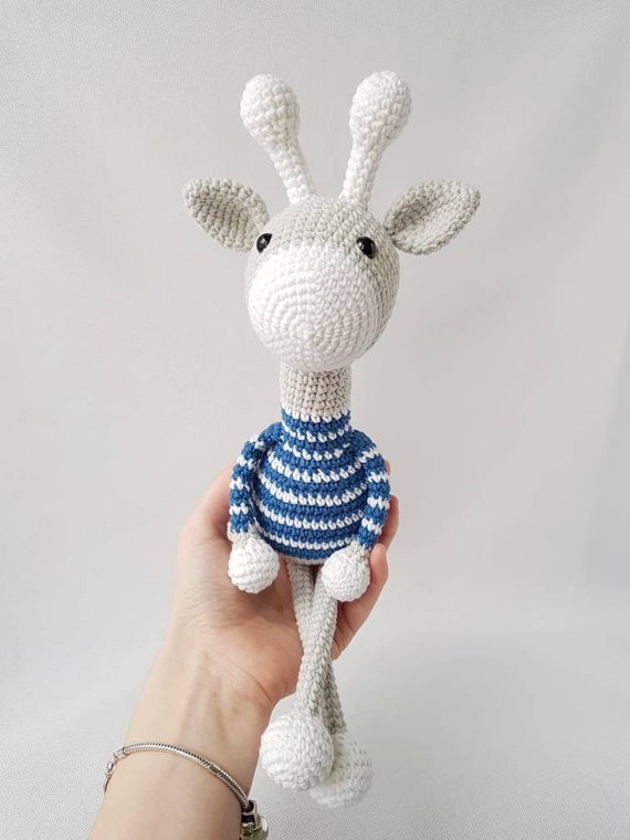 crochet giraffe stuffed animal