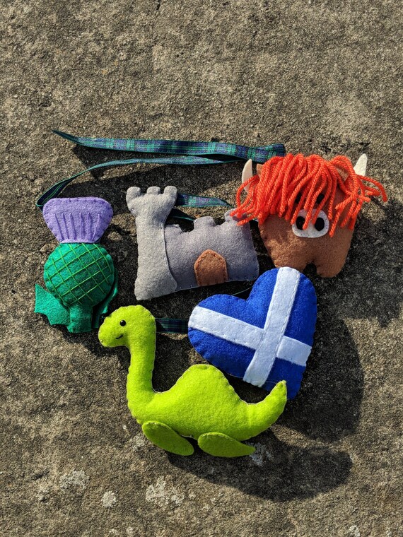 Scotland Felt Garland - Thistle, Castle, Nessie, Loch Ness Monster, Highland Cow, Highland Coo, Scottish Heart, Scottish Pride, Edinburgh Scotland Felt Garland - Thistle, Castle, Nessie, Loch Ness Monster, Highland Cow, Highland Coo, Scottish Heart, Scottish Pride, Edinburgh