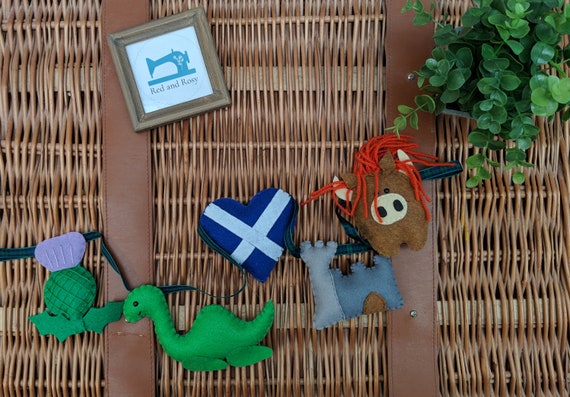 Scotland Felt Garland - Thistle, Castle, Nessie, Loch Ness Monster, Highland Cow, Highland Coo, Scottish Heart, Scottish Pride, Edinburgh Scotland Felt Garland - Thistle, Castle, Nessie, Loch Ness Monster, Highland Cow, Highland Coo, Scottish Heart, Scottish Pride, Edinburgh