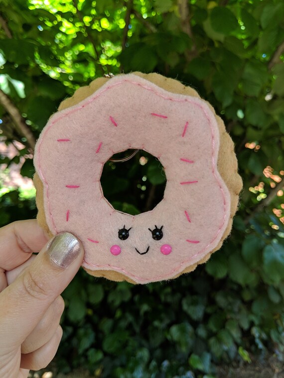 Cute Felt Kawaii Happy Donut Keychain / Keyring - Donut Gift, friend gift, Kawaii Donut, Felt Donut, Donut Lover Cute Felt Kawaii Happy Donut Keychain / Keyring - Donut Gift, friend gift, Kawaii Donut, Felt Donut, Donut Lover
