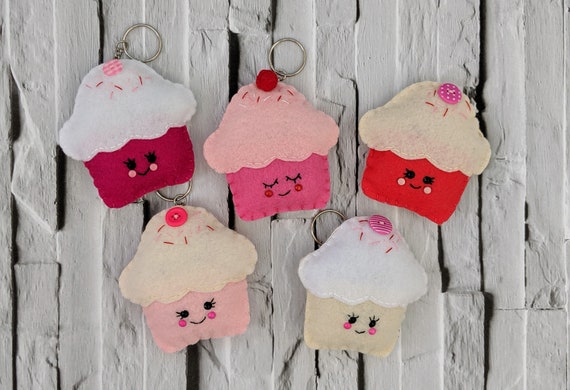 Cute Cupcake Keychains, Party Favour Pack of 5. Kawaii Cupcake Keychains Cute Cupcake Keychains, Party Favour Pack of 5. Kawaii Cupcake Keychains