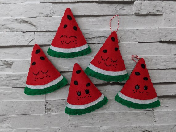 Watermelon Festive Ornaments, Felt Christmas Watermelon Decorations, pack of 5. Watermelon Festive Ornaments, Felt Christmas Watermelon Decorations, pack of 5.
