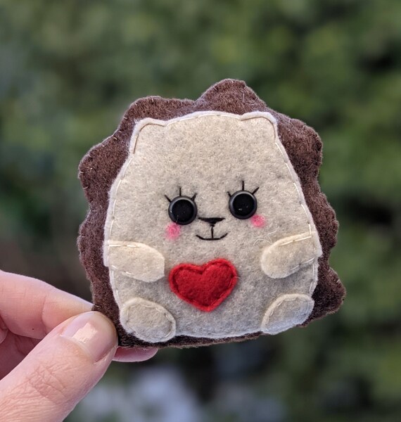 Hedgehug. Thinking of you Gift. Send a pocket Hedgehog Hug. Missing you on Mothers Day present. Bereavement Gift. Grandparent Lockdown. Hedgehug. Thinking of you Gift. Send a pocket Hedgehog Hug. Missing you on Mothers Day present. Bereavement Gift. Grandparent Lockdown.