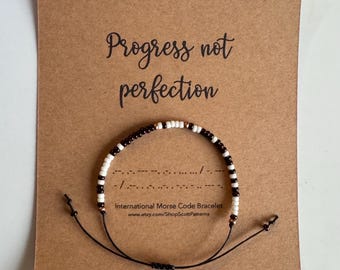 Pulsera de código Morse "Progreso, no perfección": regalo de recuperación con cuentas de semillas