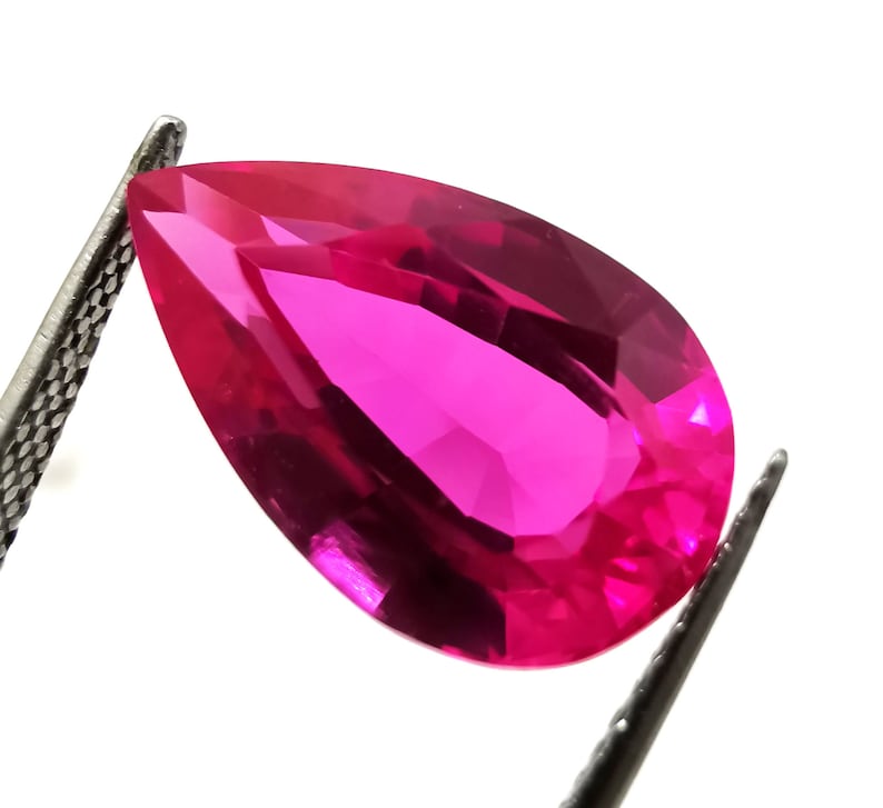 Loose Gemstone 9.55 Ct Certified Natural Pink Sapphire 14.90 x 9.70 mm