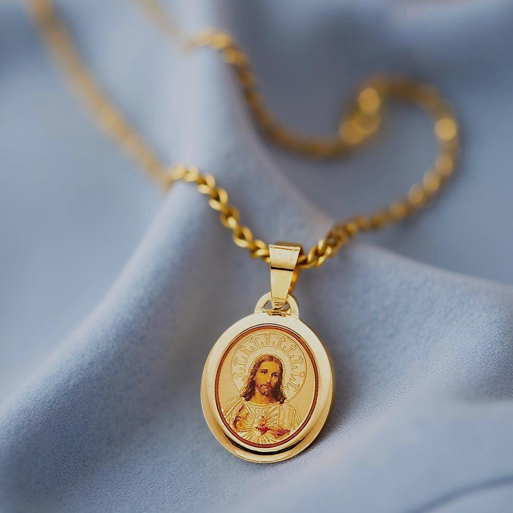 14K Gold Red Sacred Heart of Jesus Picture Pendant | Catholic
