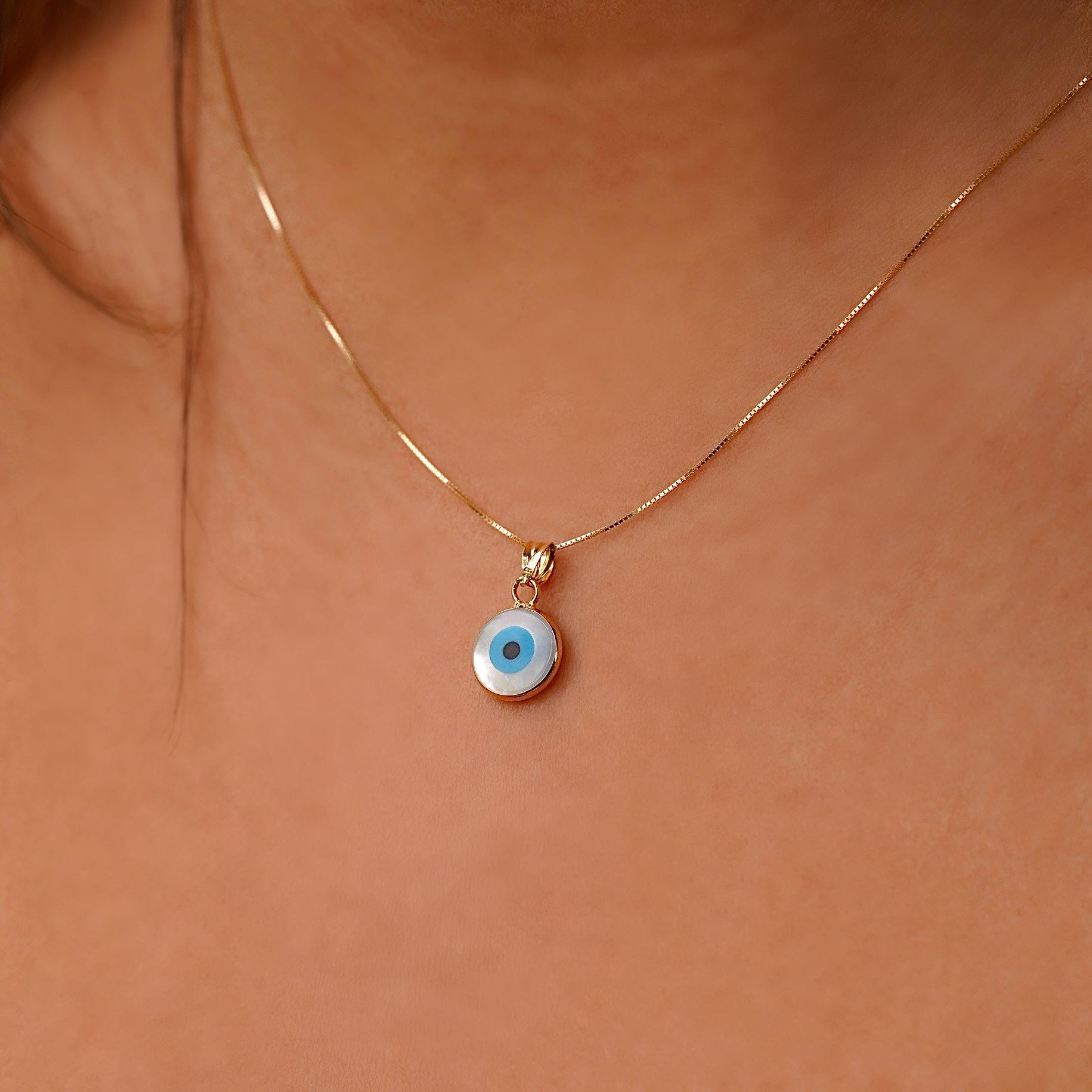 Schmuck Mit Dem Bösen Blick: Armbänder, Halsketten, Ringe Und Ohrringe