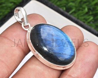 Natural Labradorite Gemstone Pendant / Sterling Silver Pendants / Fine Jewelry / Jewelry for Gift / 925 Sterling Silver Jewelry JSP-03
