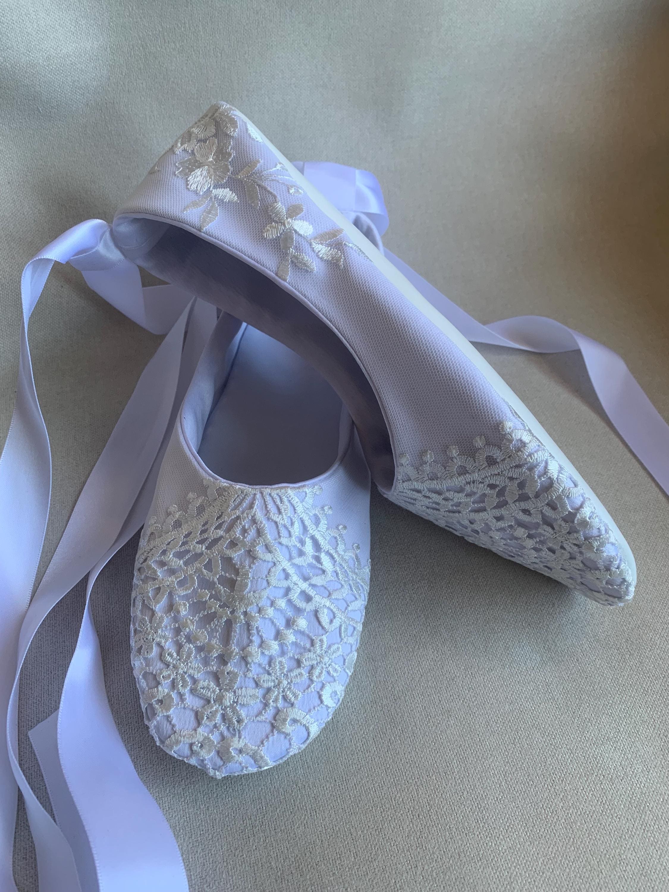 Wedding white ballet slippers , House slippers, Light weight travel slippers,Slippers Ballerina Bridal, Elegant Dance Slipper, Gift bride