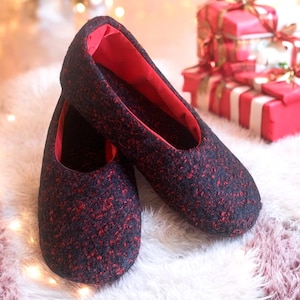 handgemaakte bordeauxrode huisslippers, warme huisschoenen, cadeau voor haar