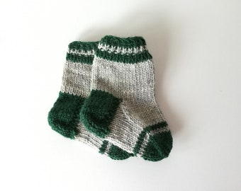 Trachten-Babysöckchen bayrische Socken für Neugeborene