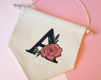 Custom initial wall banner