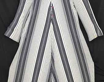 Vintage LEISURE LACE Graphic Stripe Crepe CAFTAN Maxi Dress
