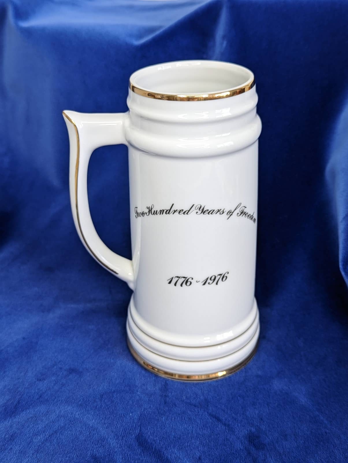 Vintage Viletta Oregon Bi-centennial USA 1776-1976 Eagle