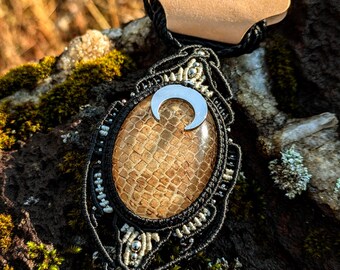Golden Python Shedding Necklace: Macrame Pendant with Stainless Steel Horn