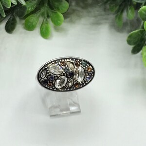 Vintage Ring Size 8.5 Silver Toned Oval With Clear Purple Blue And Amber Colored Rhinestones Used