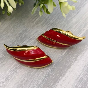Vintage Earrings Clip On Gold Toned Red Enamel Swerve Design Used