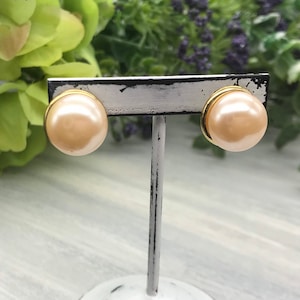 Vintage Post Earrings Gold Toned Round Pinkish Faux Pearl by Avon