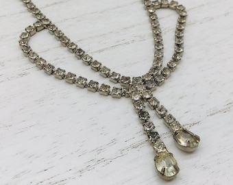 Vintage 15" Necklace Silver Toned Bow Design With Rhinestones Used
