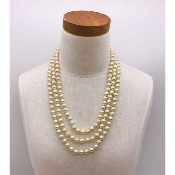 Vintage Necklace 3 strand pearl necklace by JBK Ja