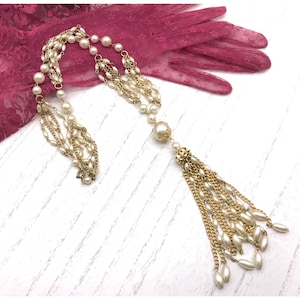 Vintage Gold Toned Necklace faux pearl Beads Chain Dangle Tassel 24&quot; length