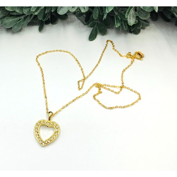 Vintage Necklace gold tone heart shape pendant cl… - image 2