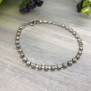 Vintage 7.25&quot; Bracelet Silver Toned Rhinestones Used