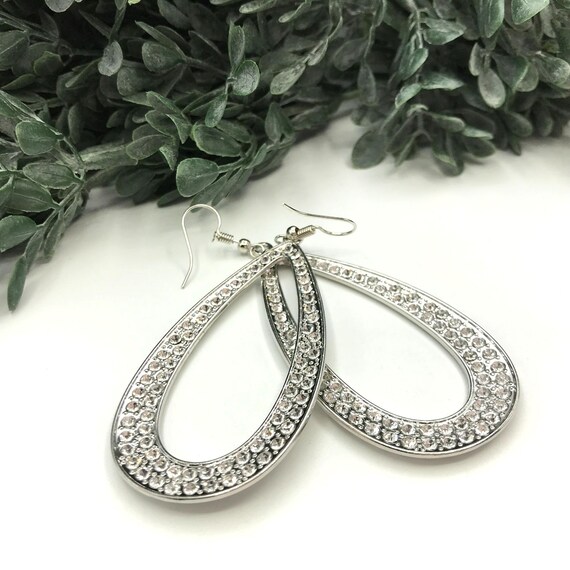 Vintage Earrings teardrop shape hoops silver tone… - image 3