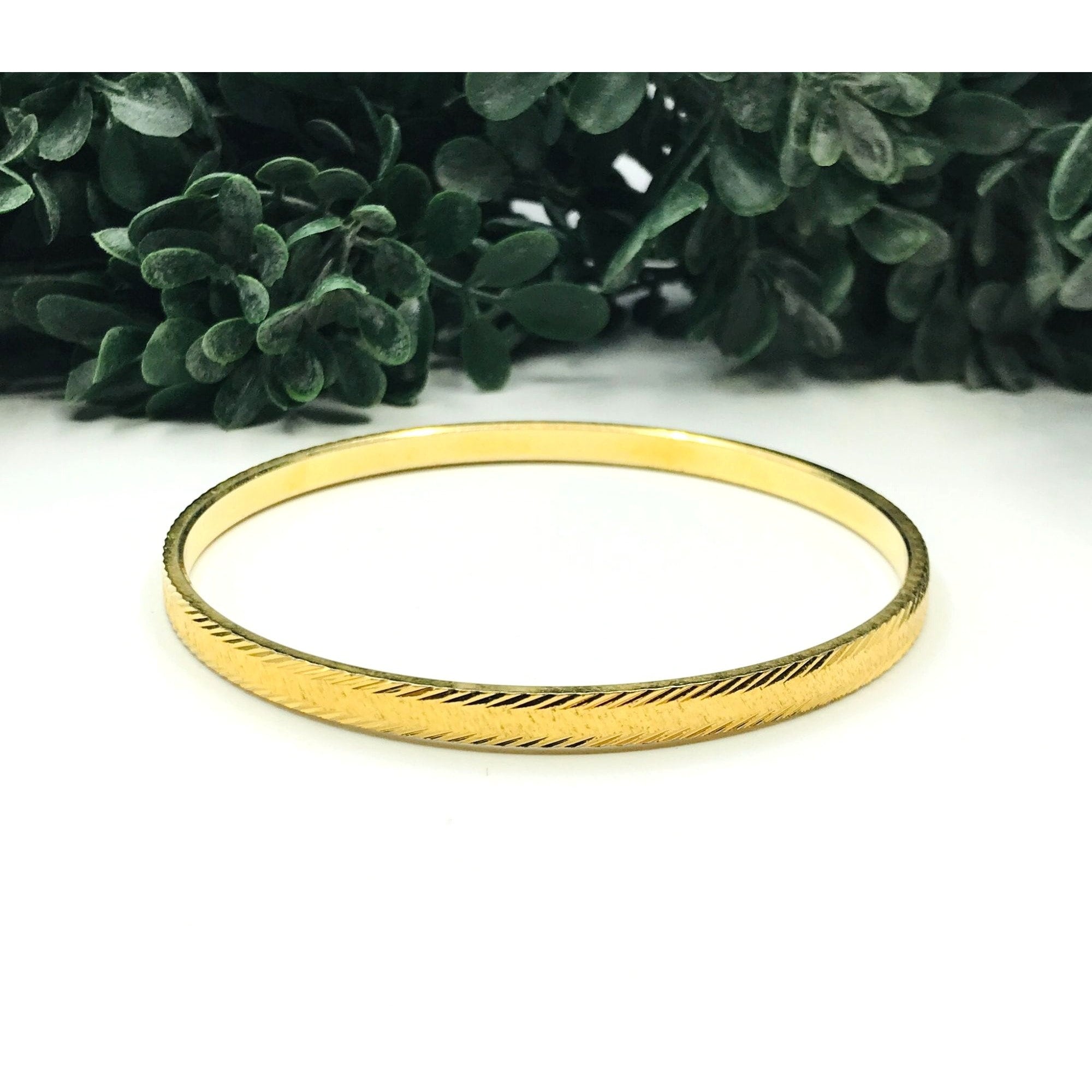 Vintage Bracelet Gold Tone Bangle 2.5