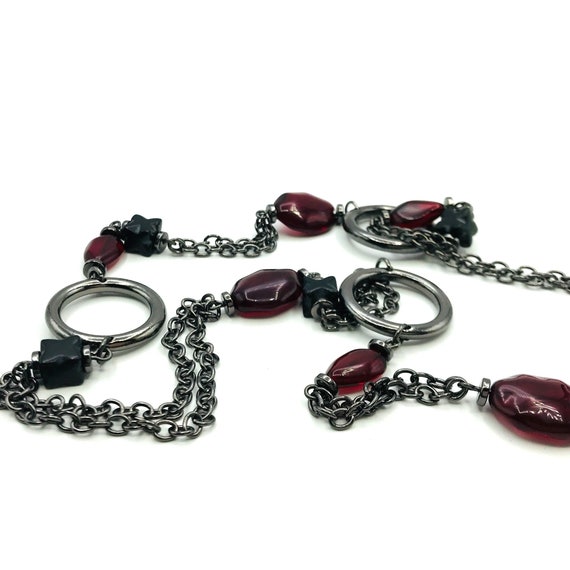 Vintage necklace red black glass beads black tone… - image 1