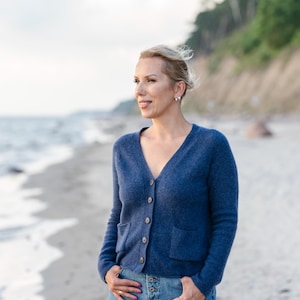 Vintage Cashmere Cardigan: Women&#39;s Button Up Knit Sweater