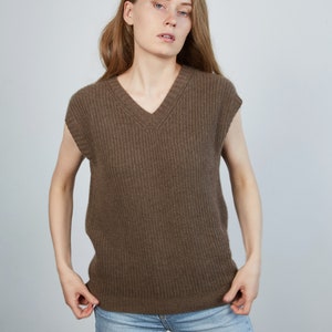 Women Cashmere sweater vest, XS-XL, Vintage style sweater vest, Knit sweater vest for winter, Womens oversized wool vest, Warm sweater image 7