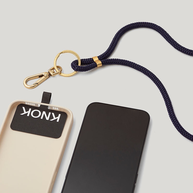 KNOKSTORE Phone Necklace