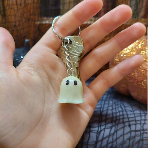 Key Ring Glow in the Dark Key Chains Colorful Fidget Key Etsy