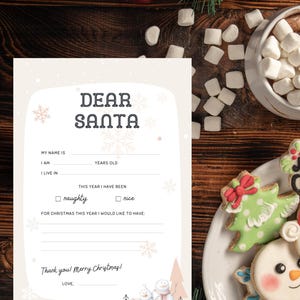 Könnte beinhalten: Ein Brief an den Weihnachtsmann mit der Aufschrift "LIEBER WEIHNACHTSMANN". Der Brief enthält Ausfüllfelder für Name, Alter und Wohnort sowie Kontrollkästchen für "böse" oder "lieb". Dekoriert mit Schneeflocken und einer Schneemann-Illustration.