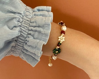 Daisy bracelet colorful beaded flower pearls/colorful flower bracelet/sunflower bracelet/gold filled flower bracelet/flower and pearl