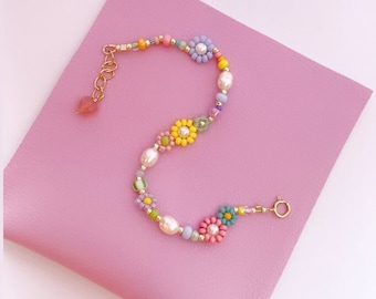 Daisy bracelet colorful beaded flower pearls/colorful flower bracelet/sunflower bracelet/gold filled flower bracelet/flower and pearl