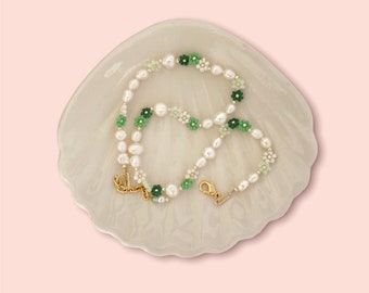 14k gold filled dainty pearl bead flower necklace/green toned daisy necklace/green flower necklace/pearl and flower necklace