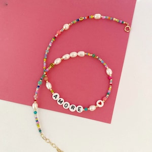 Collar de letras personalizado con cuentas y perlas de agua dulce/collar con nombre personalizado/collar con inicial/collar con letras, perlas y cuentas/Anya nord