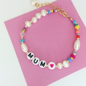 Pulsera de cuentas con nombre personalizado
