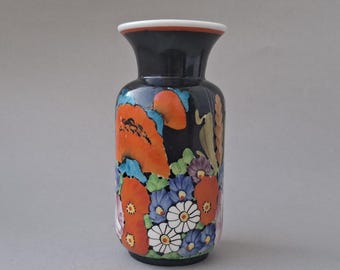 陶器の花瓶 手描きの装飾付き 9afe85c0a1fac7a5aed25398c6138b