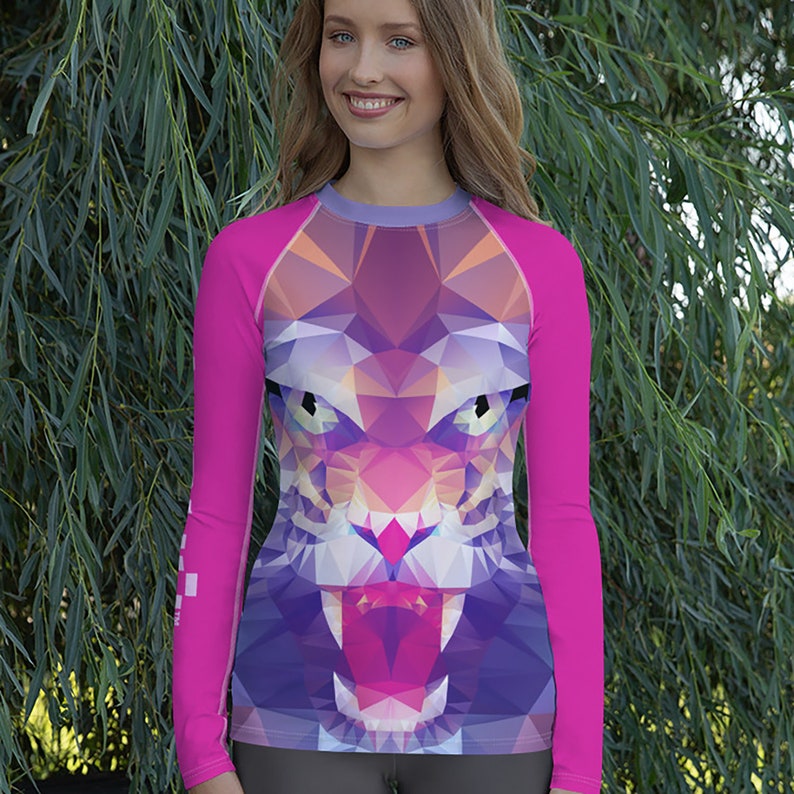 Purple /& Pink Tiger Womens Long Sleeve Performance Rash Guard Shirt Ladies Compression MMA BJJ Martial Arts Grappling Jiu Jitsu Workout