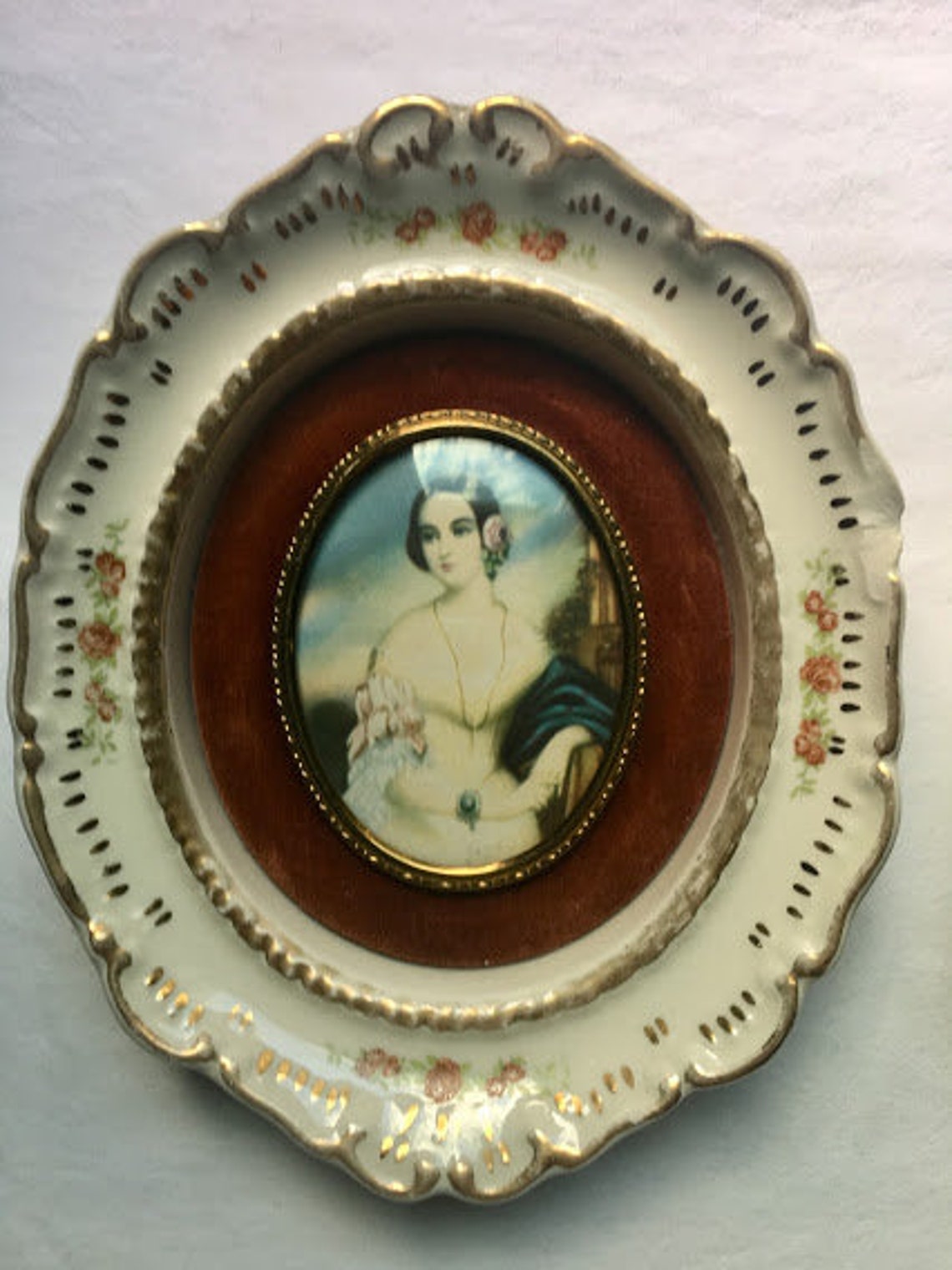 A Cameo Creation 2 Vintage Porcelain Cameos Isabella Montgomery Adelina