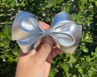 5” Metallic Silver Bow