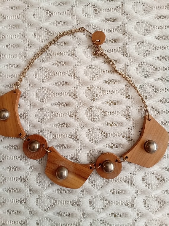 Retro Wood Necklace - image 2