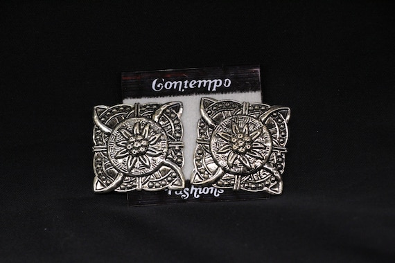Contempo Fashion Vintage Jewelry - Pierced Earring