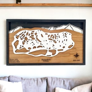 Skigebied Snoqualmie, Washington- skidecor, houten skikaart, skipistekunst, 3D gelaagde skiresortkaart, decor skihuis, snowboarddecor