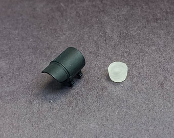 1/48 Headlight: 4-Pin Can w/Visor [LED-No Numberboard]