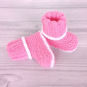 Pink baby girl shoes New born baby shoes Infant booties Baby shower gift Crochet Baby Boots